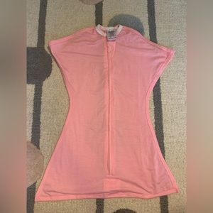 2 SleepingBaby Zipadee-Zip swaddle with belt included (purchased separately)